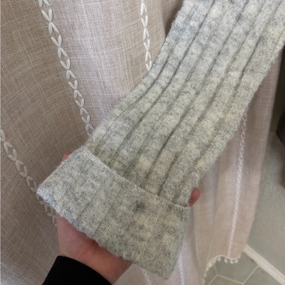 Wild Fable Light Gray Ribbed Cardigan - Picture 4 of 7